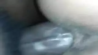 الرياضية السمراء تيشا تأخذ قضيباً ضخماً في مهبلها الضيق