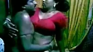 إباحية مقيدة: مترجمة