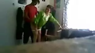 اخت تحمل من اخوه سكس