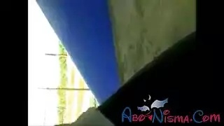 شرج بعد الحصة: طالبة مصرية تأخذه بعمق