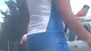 شاب عربي يأخذ امرأة أكبر سناً إلى عالم الجنس الخشن