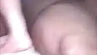 زوجة سيئة مع كبير الثدي قد تلحس قدميها قبل أن يطلق زوجها زوجها