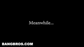 فتاة تركب زب حبيبهاا