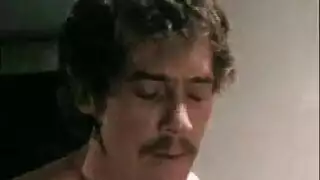 مضاجعة محرمة مع حصان: الزوج الديوث يسجل فعل السكس مع الحيوان