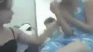 عاهرات النجوم: رانيا ووايتن في جلسة سحاق وجنس جامح