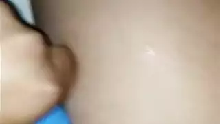 ماياخليفه مع لعب السله