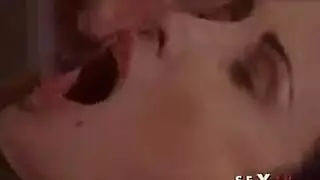 تذكر اسمي وأنت تئن