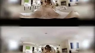 غانغبانغ الواقع الافتراضي: بنتان مثارتان تأخذان زبراً ضخماً