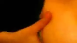 عرض مثير: أثداء كبيرة تظهر في المطعم