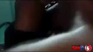 مراهقة تأخذ كل شيء: مص مغربي وعمل شرجي قاس