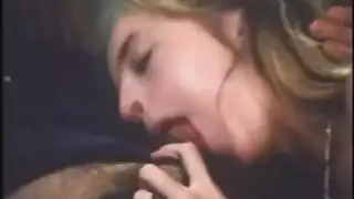 علاقات عائلية: دفقات عميقة في فرج الأخت المبلل