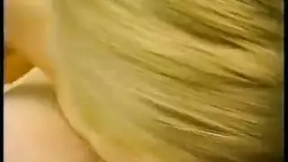 حريم قوة الحصان: ثلاث سيدات نائمات تحت الوحش