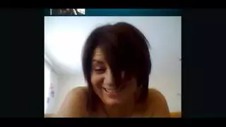 كوجر إيطالية ذات خبرة تتعرض لاختراق مزدوج في فيلم بورن ثلاثي مكثف