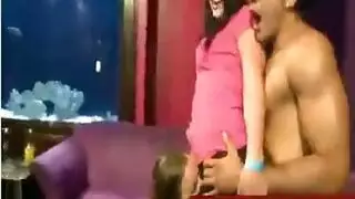 لقطات بورن متحركة: نيك فم ساخن وجميل