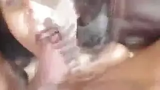 عاهرات صغيرات في جوارب يتم تفحيط مهبلهن الضيق