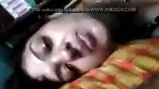 جميلة صحبة إثنين