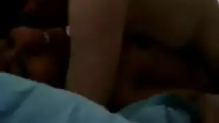 إباحية عربية مثلي الجنس: قضيب ضخم يدمر فتحة شاب ضيقة