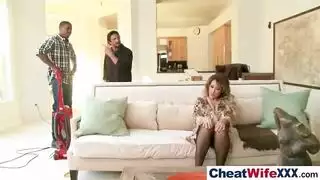 زوجه تتناك وزوجه نايم