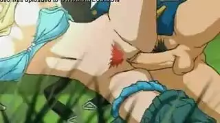 بورن بوضعية الكلب مع سمراء ضبابية واللعب الفموي