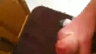 مراجعة لعبة: المرة الأولى لمراهقة قرنية مع مهززة قوية