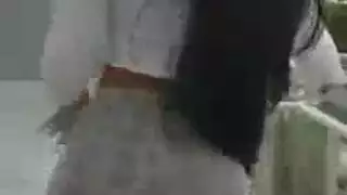 جلسة مص ونكك مكثفة مع الفاجرة السمراء إيفلين كلير