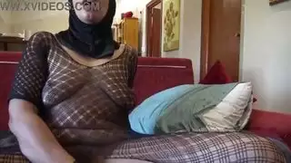 ديوث مصري ومراته المولعه