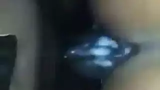 يطلب منه مشاركته في زوجته