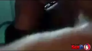 مغربية حارة تبلع وتنك في دبرها