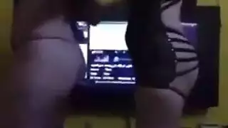 مص عميق ولحس مهبلي