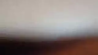 ركوب الكرسي: قرني مفتول يملأ ميليسا بالسائل المنوي