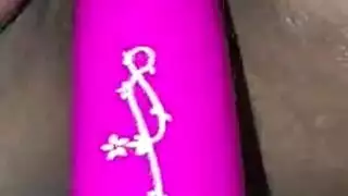 مثليات تمارس الجنس بحزام: ضخ مهبل إلى أقصى حد