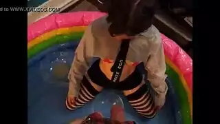 سمراء في مشد ساتان تأخذ شرج قوي من الخلف