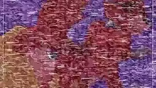 عمل اللسان المركّز على الوجه في مشهد صريح