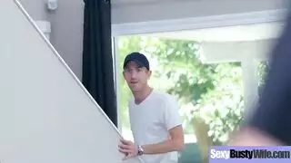 نيك من من ٥ رجال و هي مربوطة