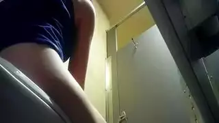 نيك حمام ساخن يتم التقاطه بكاميرا سرية