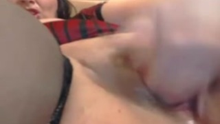ناضجة bbw اللعب مع بوسها واللعب مع لعبة لها.