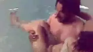 اجمل حفلة سكس خليجية في الكويت تبادل زوجات في المسبح