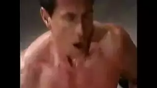 قرنية بيتر نورث يحصل على الشرج مارس الجنس في حمام السباحة