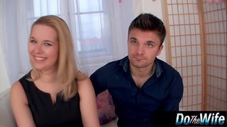 زوج ديوث مراته تتناك امامه من صاحبه سكس ازواج ديوث HD