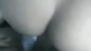 فتاة ليبية عارية في السيارة تمارس السكس مع حبيبها