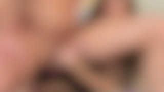 شرموطة بتنيك شاب بزبر صناعي