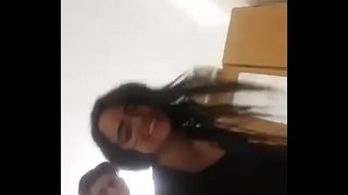 قحبة تونسية نار في مشاهد سكسية ساخنة مع صديقها