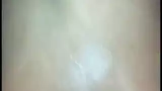 مشهد إباحي: سعودية مثيرة تُدمر فتحاتها بقضيب أسود كبير