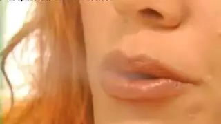 ثنائي السمراء والشقراء في مثلث سحاقي مع صديقة رشيقة