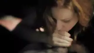 أحمر الشعر عشيقة عبادة