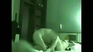 بنت عربية اخ واختة